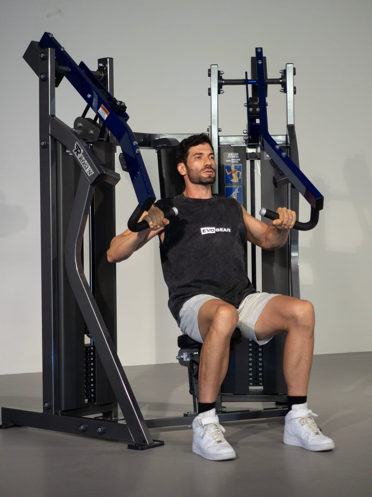 Supino Vertical Isolateral DualStack