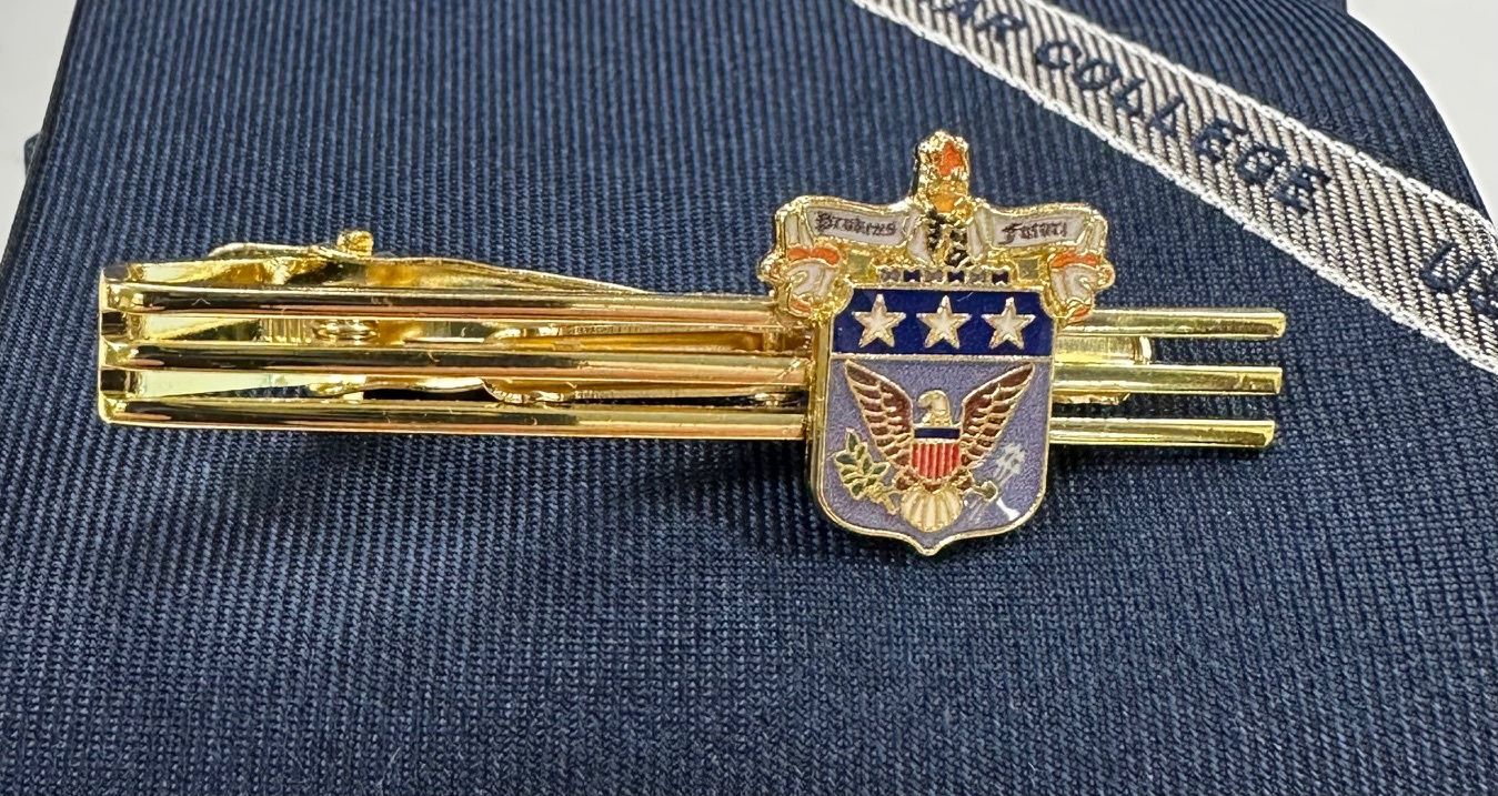 Tie Bar, Colored Crest