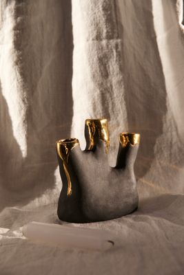Organic candleholder for three