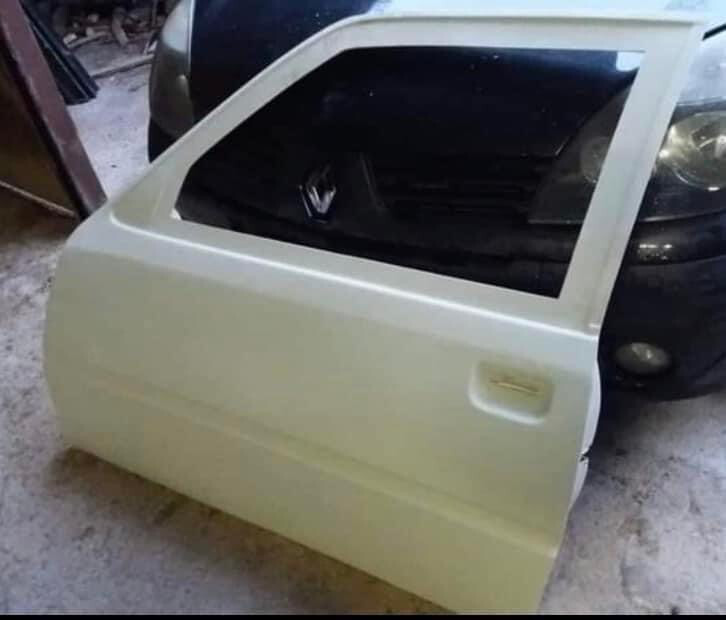 Porte Peugeot 205 rallye