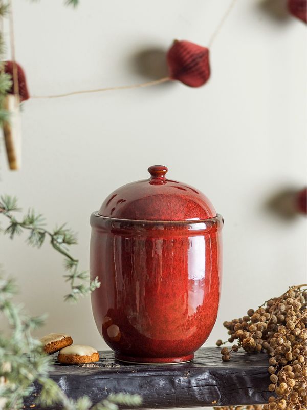 Jenifer Jar, Stoneware