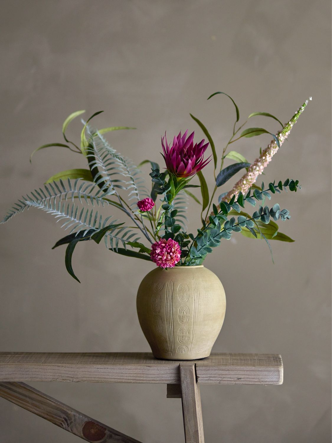 Crown Bouquet, Artificial Flowers