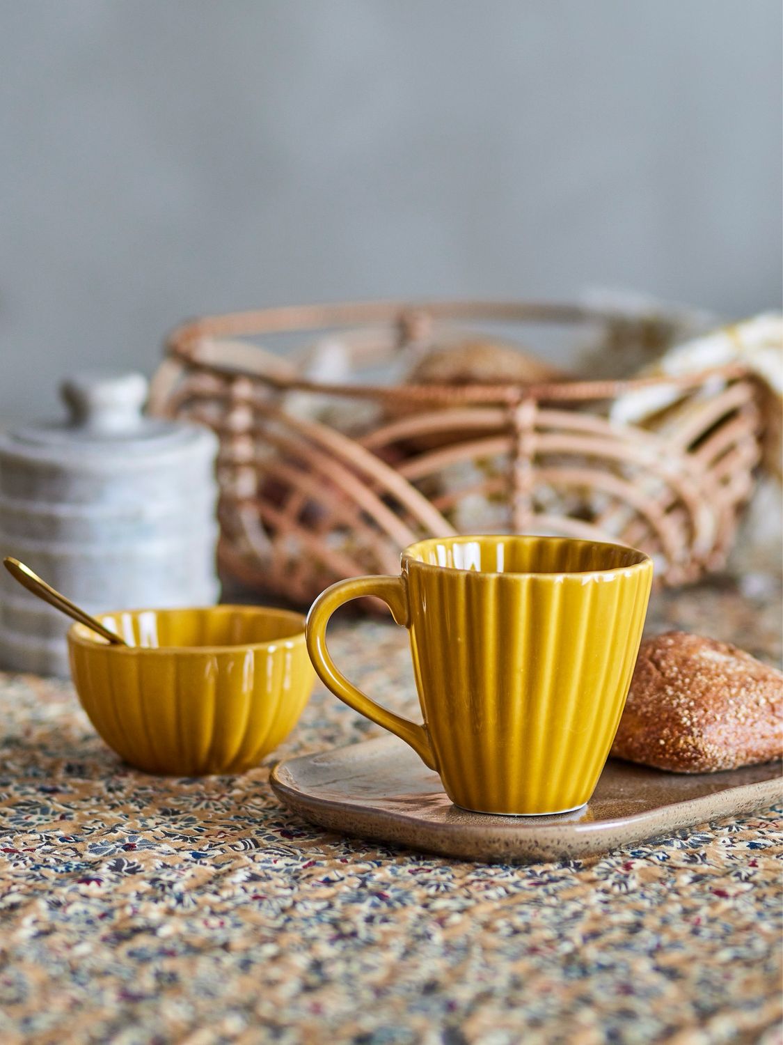 LATINA MUG YELLOW 