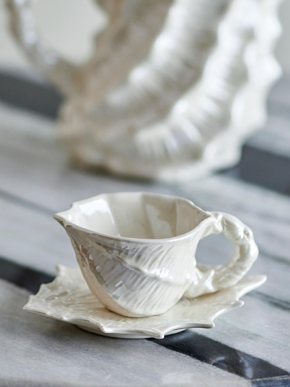 Shellie Cup with saucer Stoneware