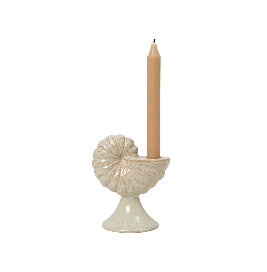 Shelly Candle Holder