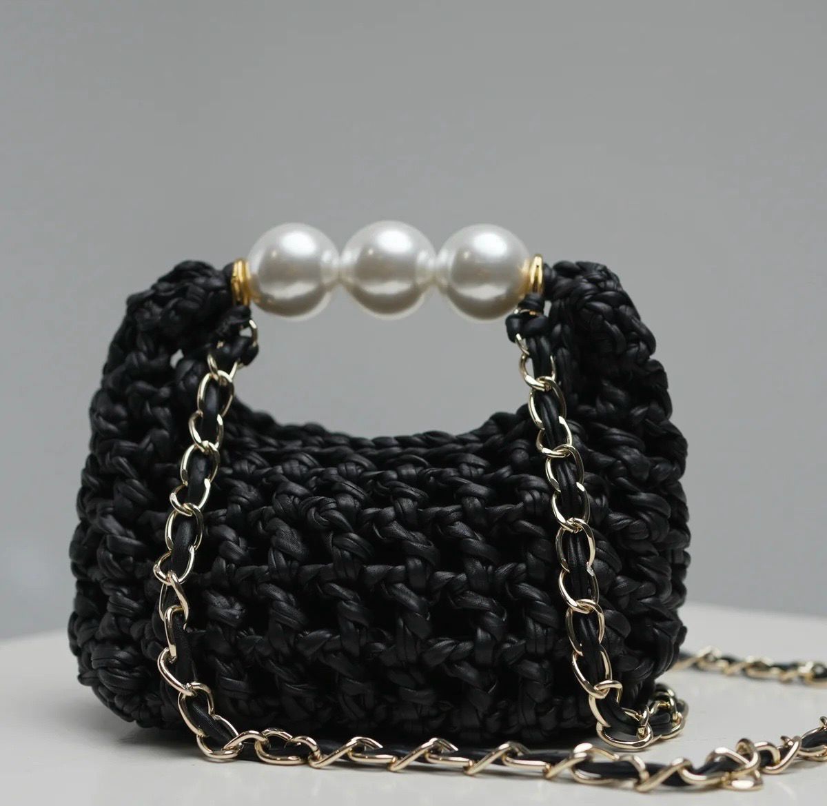 Mini Luna, Black