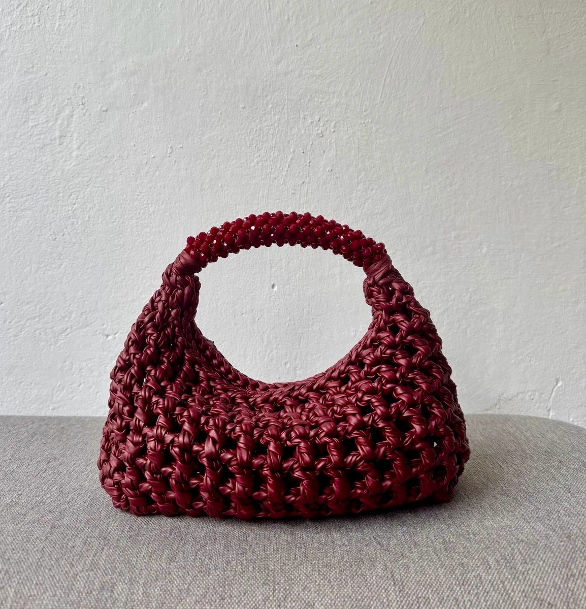 Astra, Burgundy