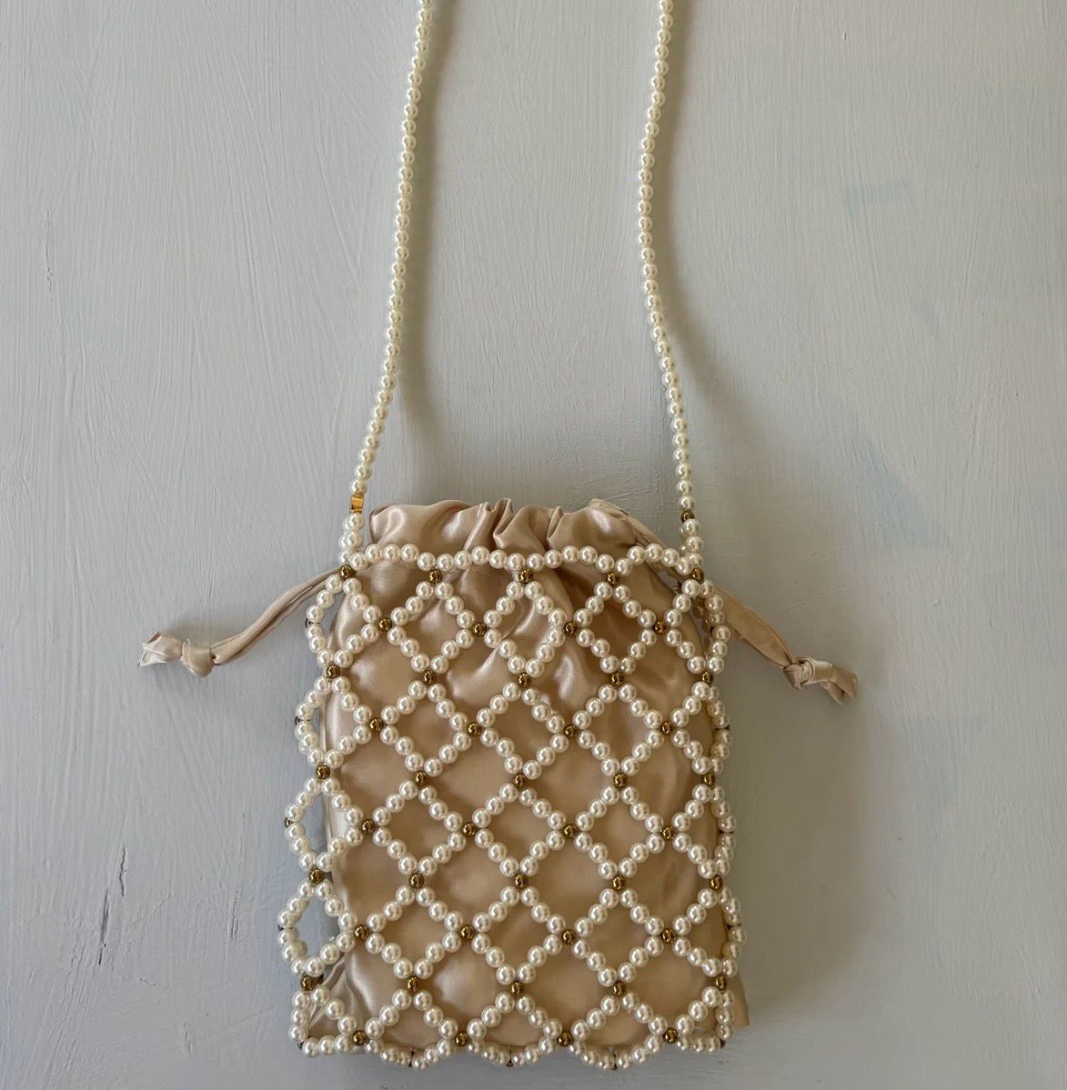 Iris Crossbody, off white with gold