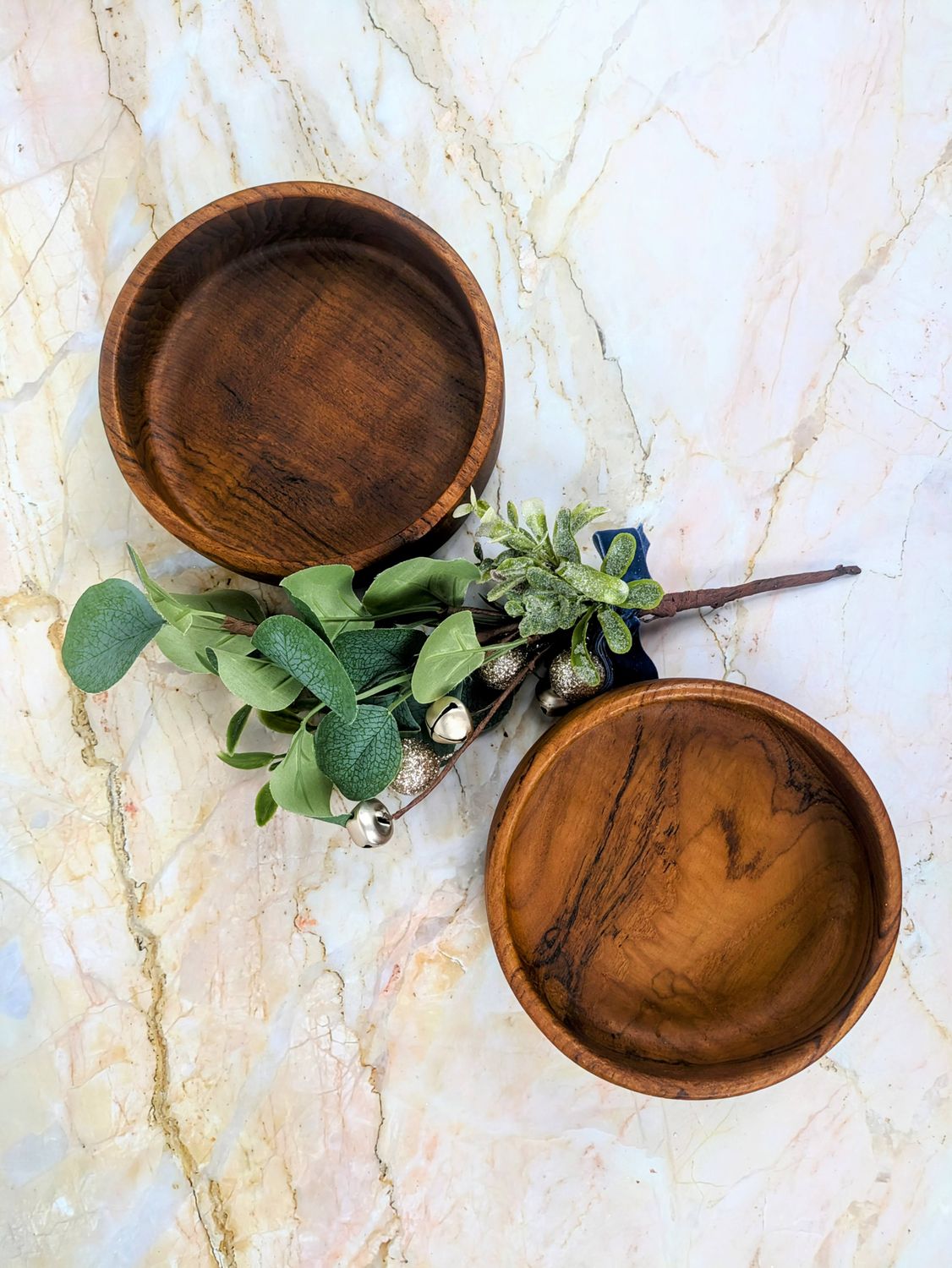 Round Serving Bowl Set