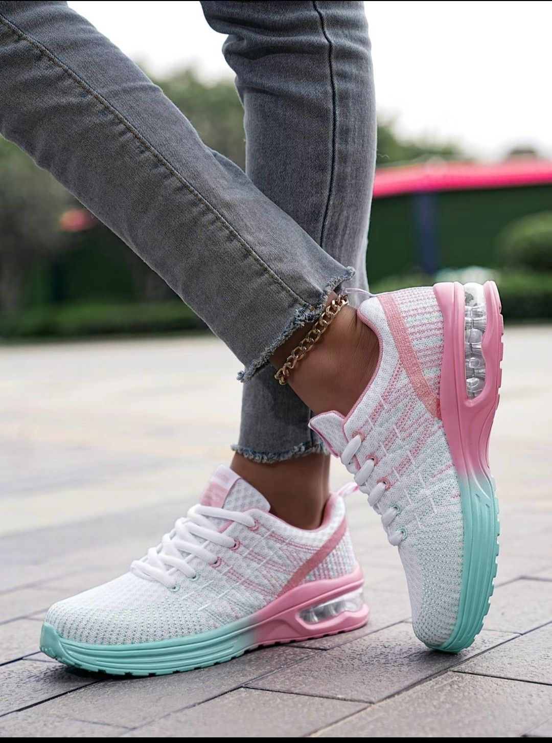 Ladies trainers