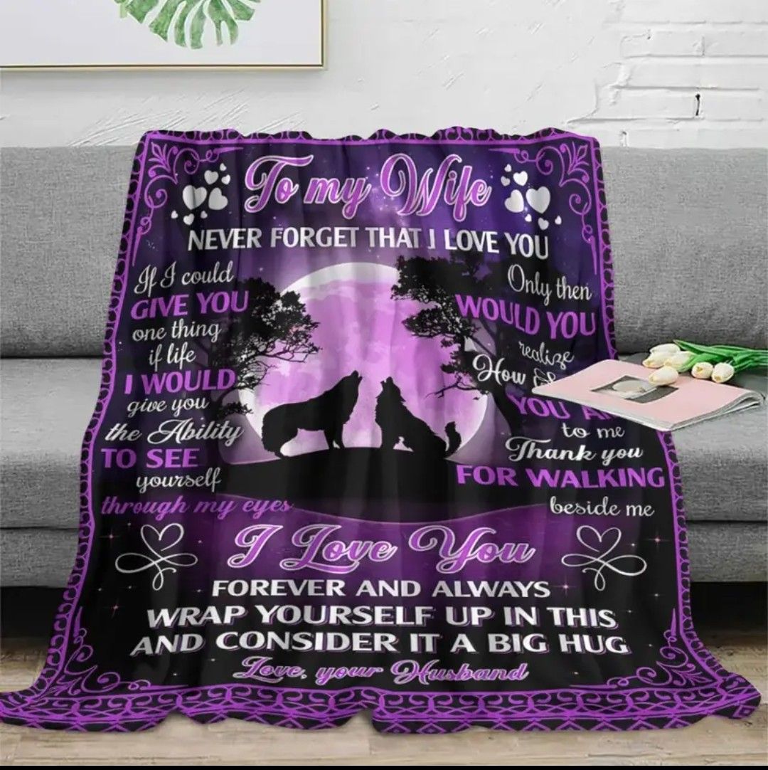 Preppy Style Flannel Throw Blanket with Wolf and Moon Design, Digital Print, Soft Plush Fleece, 100% Polyester, 200-250gsm, with All-Season Comfort, for Wife, Perfect Gift for Bed, Sofa, Chair, Home D