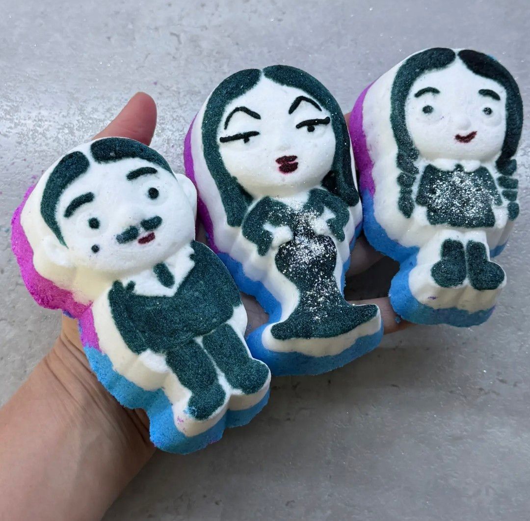 Addams Family Bath Bomb x2