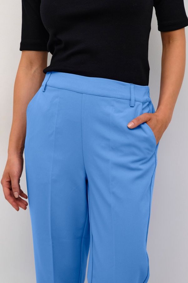 Kaffe Pantalon 7/8 KAsakura bleu ultramarine 10506127