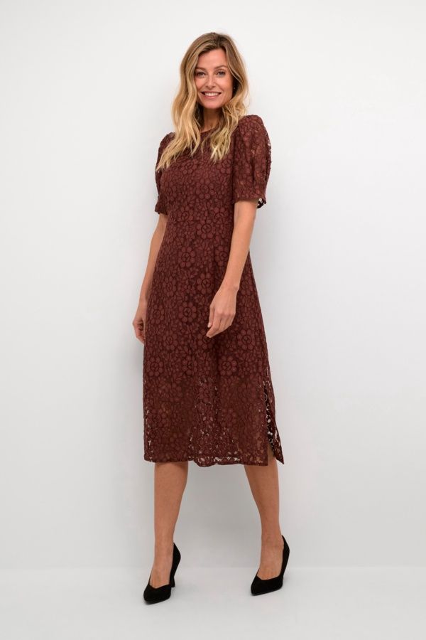 Cream Robe dentelle manches courtes à fronces Rum Raisin 10612092