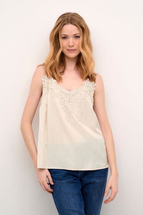 Cream Camisole dentelle à l&#39;avant Crème 10611224