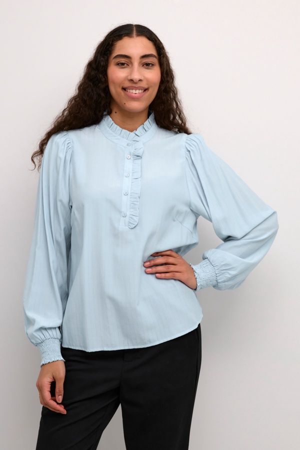 Kaffe Blouse col frisson celestial blue 10509100