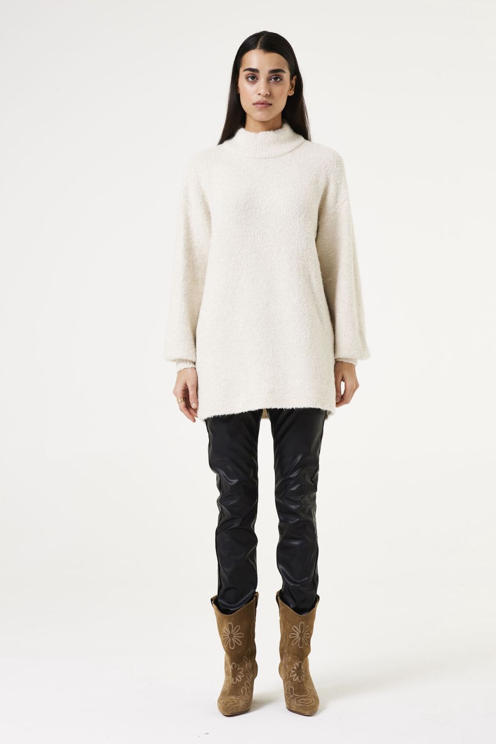 Garcia Chandail pull long offwhite V40243