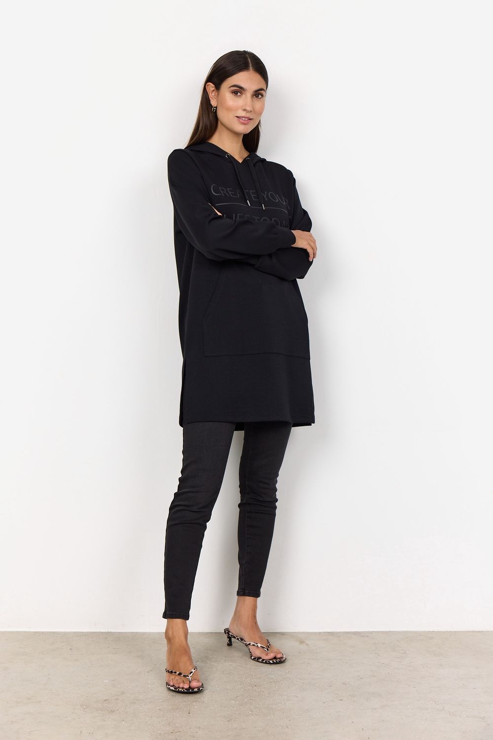 Soya Concept Chandail Tunique noir avec capuchon 26821