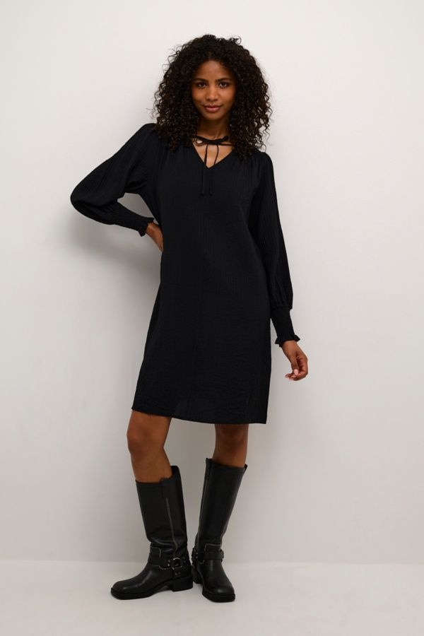 Kaffe Robe noire col V 10509403