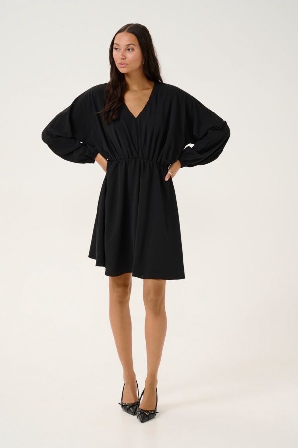 Kaffe Robe noire courte 10509467