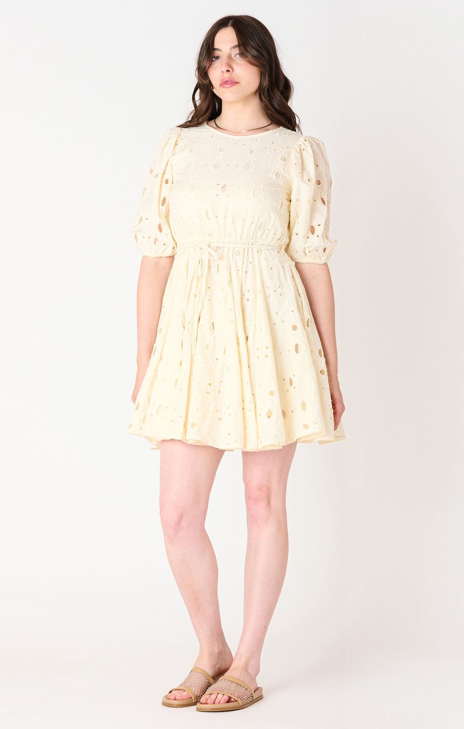 Black Tape Robe écru broderie 2522552