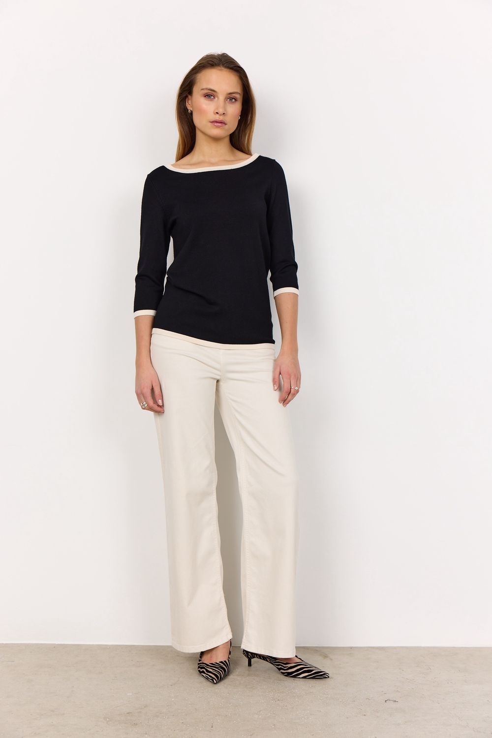 Soya Concept Chandail tricot noir bande crème manches et col 33618