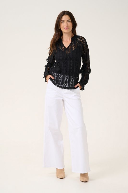 Cream Blouse dentelle noire col V 10613676