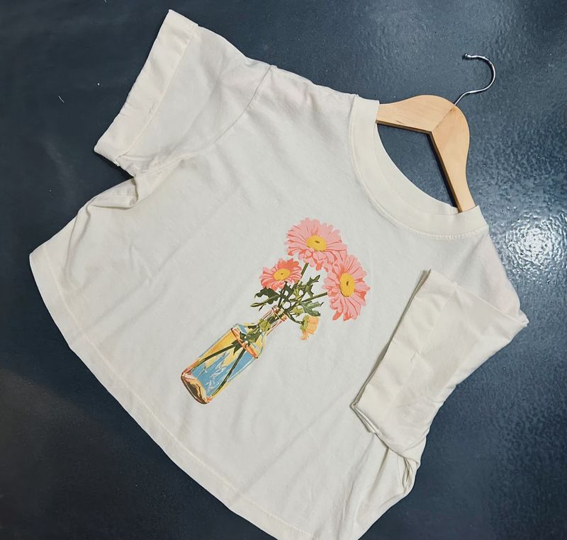 Girl Dangerous T-Shirt crop offwhite Summer Vase SU125-111