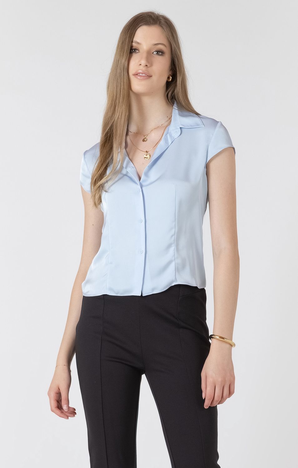Black Tape Blouse manches courtes effet satiné bleu ciel 2723710