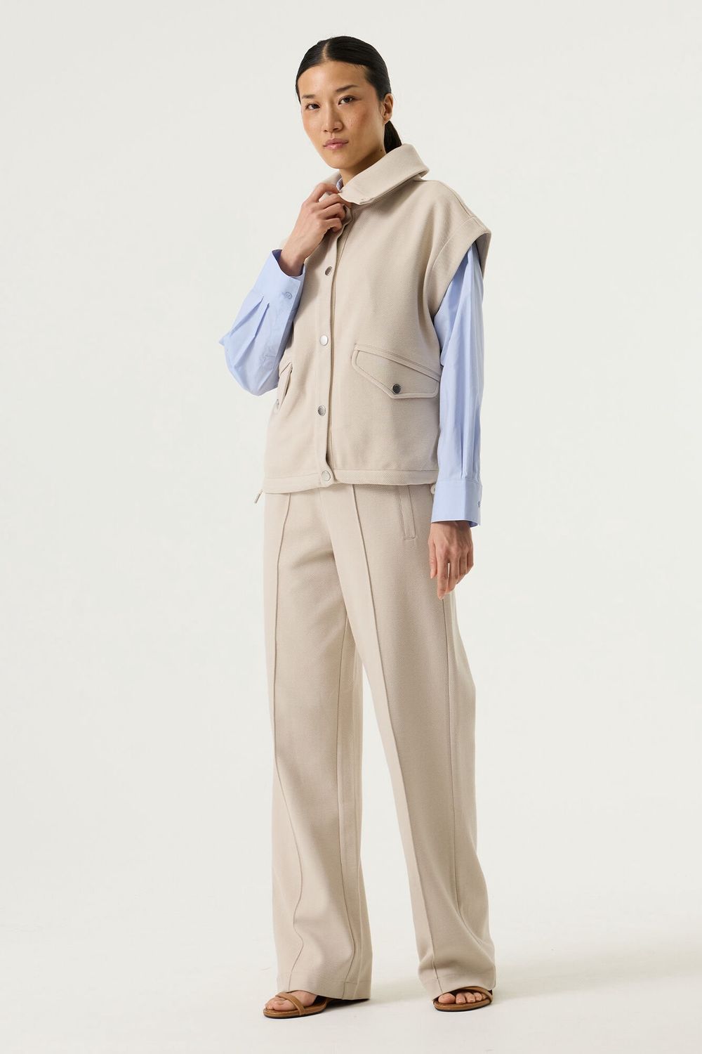 Garcia Pantalon jambes droites taille élastique beige O260119