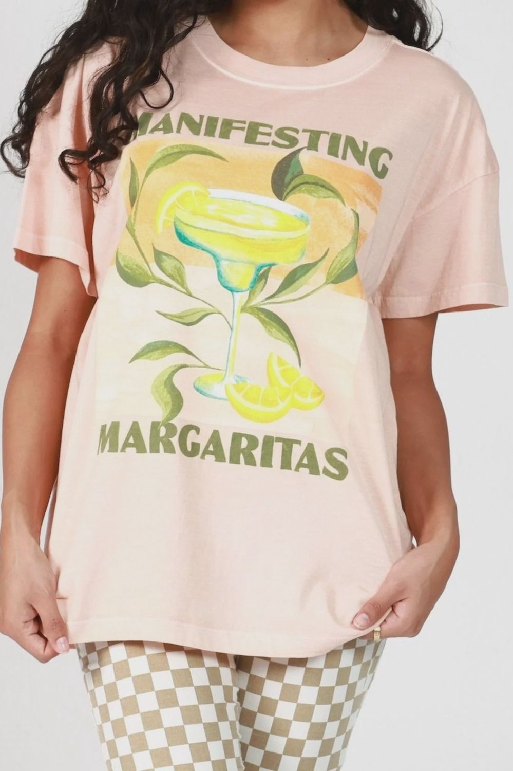 Girl Dangerous T-Shirt coupe ample Manifesting Margaritas light peach SP262-109
