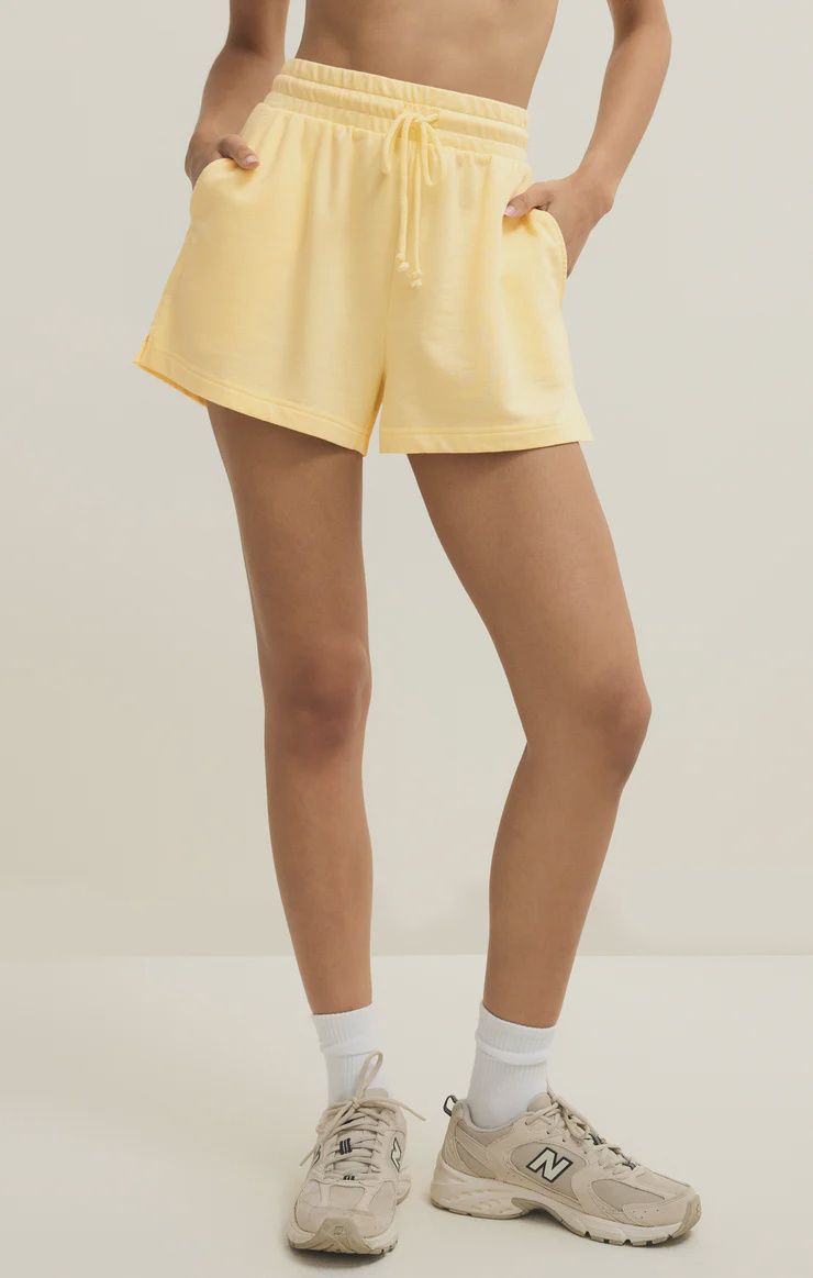 Zsupply Short yellow butter taille élastique avec cordon et poches ZVS261561