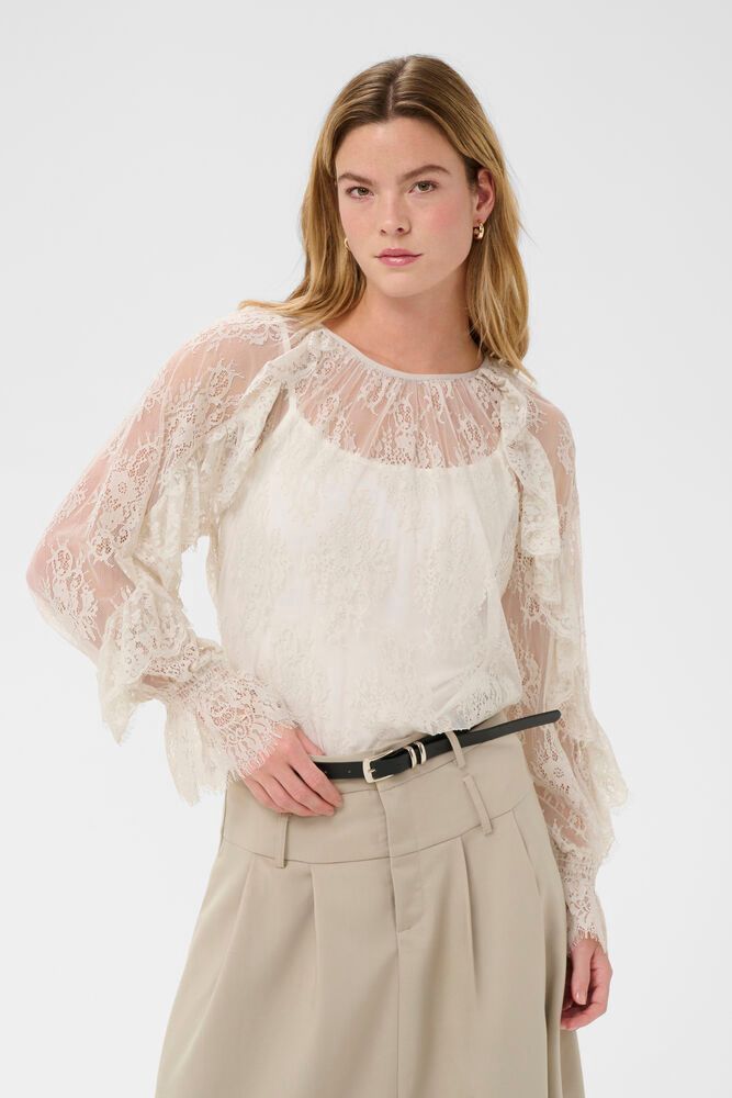 Kaffe Blouse écrue en dentelle volants aux poignets manches longues légèrement bouffantes 10511320