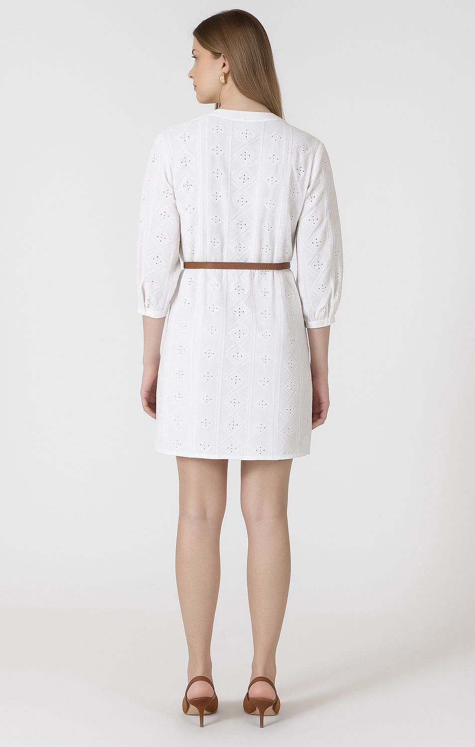 Black Tape Robe manches 3/4 broderie blanche avec ceinture 2722553