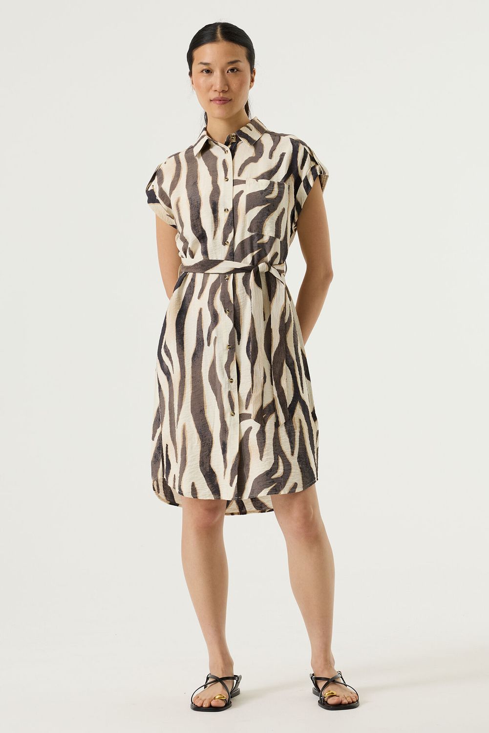 Garcia Robe manches courtes avec ceinture manches à revers imprimé animal brun/crème Q260088