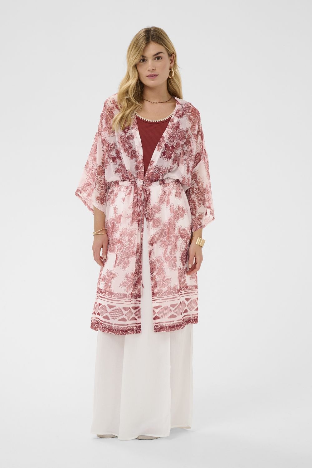 Cream Kimono offwhite à imprimé floral terracotta avec ceinture à nouer à la taille et manches amples 10615092