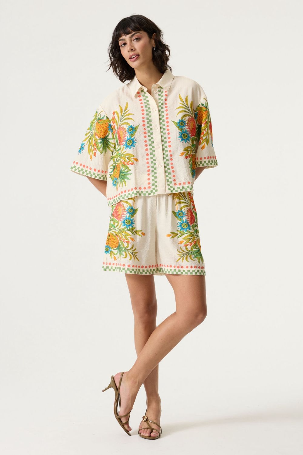 Garcia Short crème à imprimé tropical coloré taille élastique Q260146