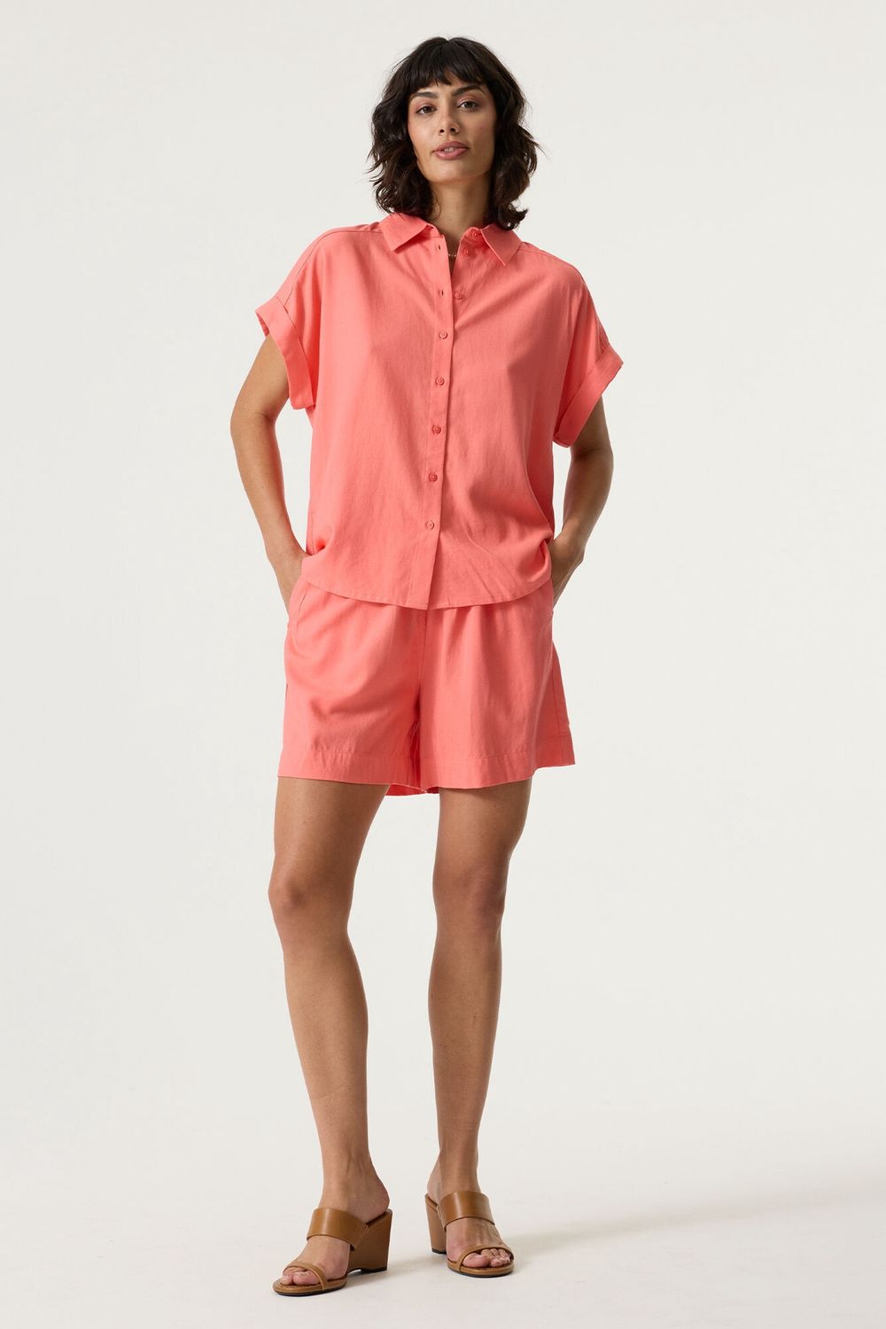 Garcia Short corail sur taille élastique et poches Q260141