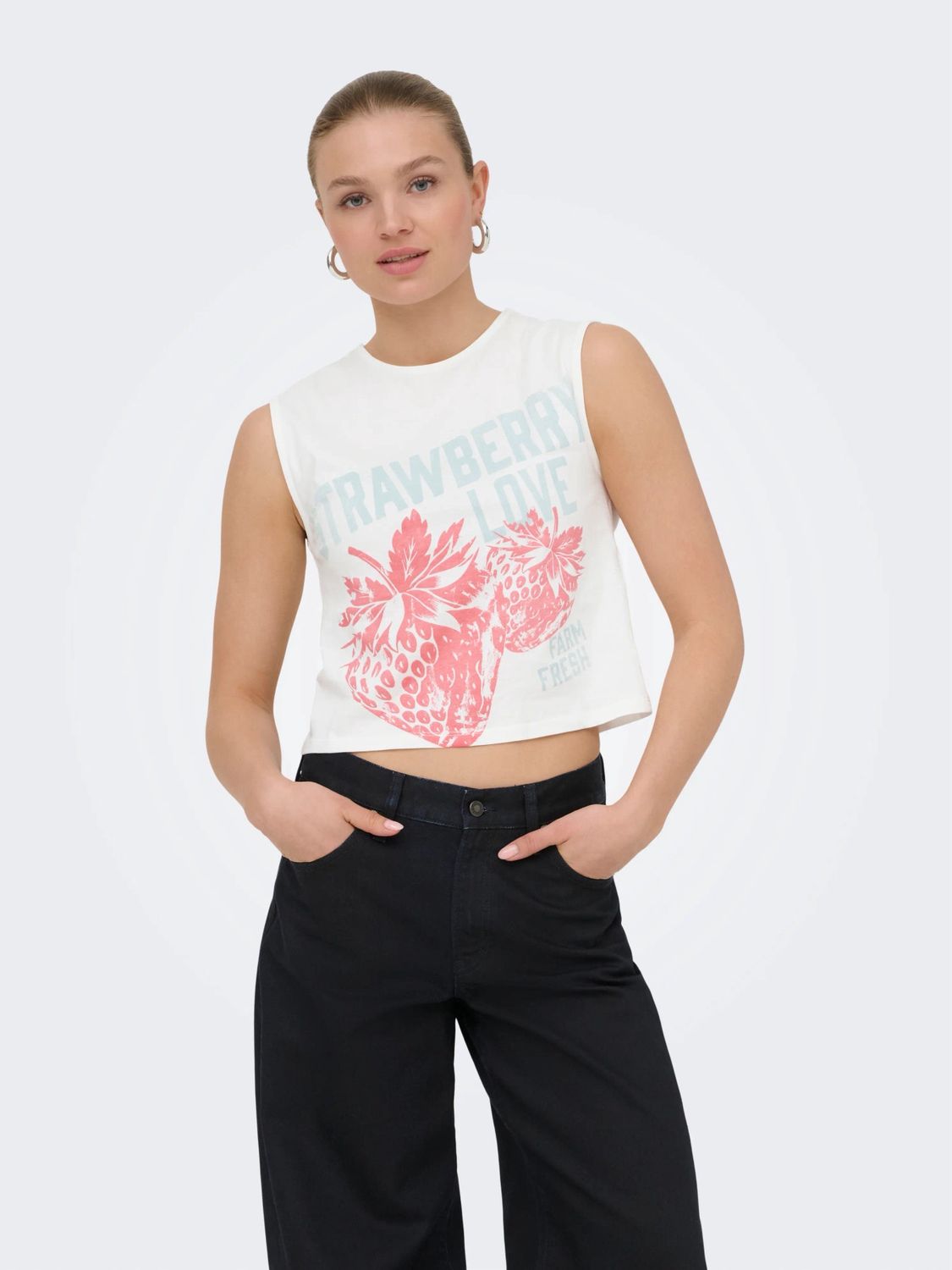Only Camisole courte offwhite imprimé fraises 15375970