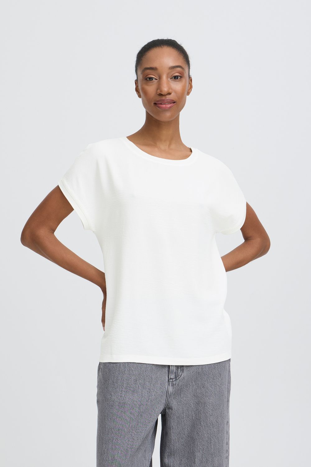 B.Young T-shirt blanc effet satiné au devant et revers au manches 20816338