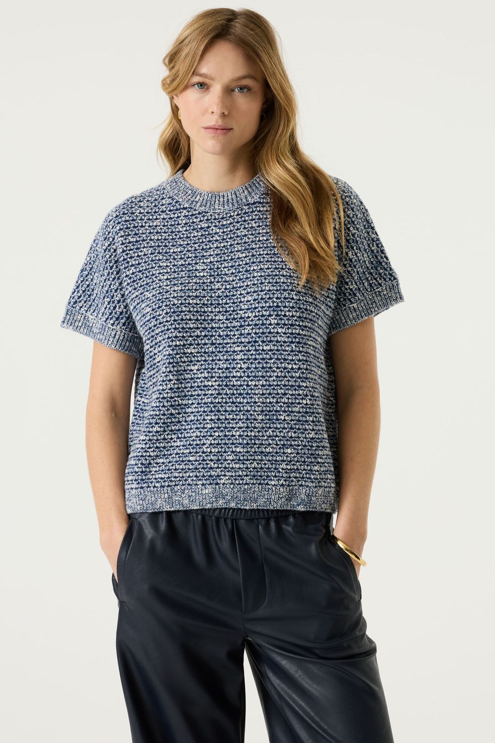 Garcia Chandail en tricot manches courtes bleu et blanc avec brillance U260043