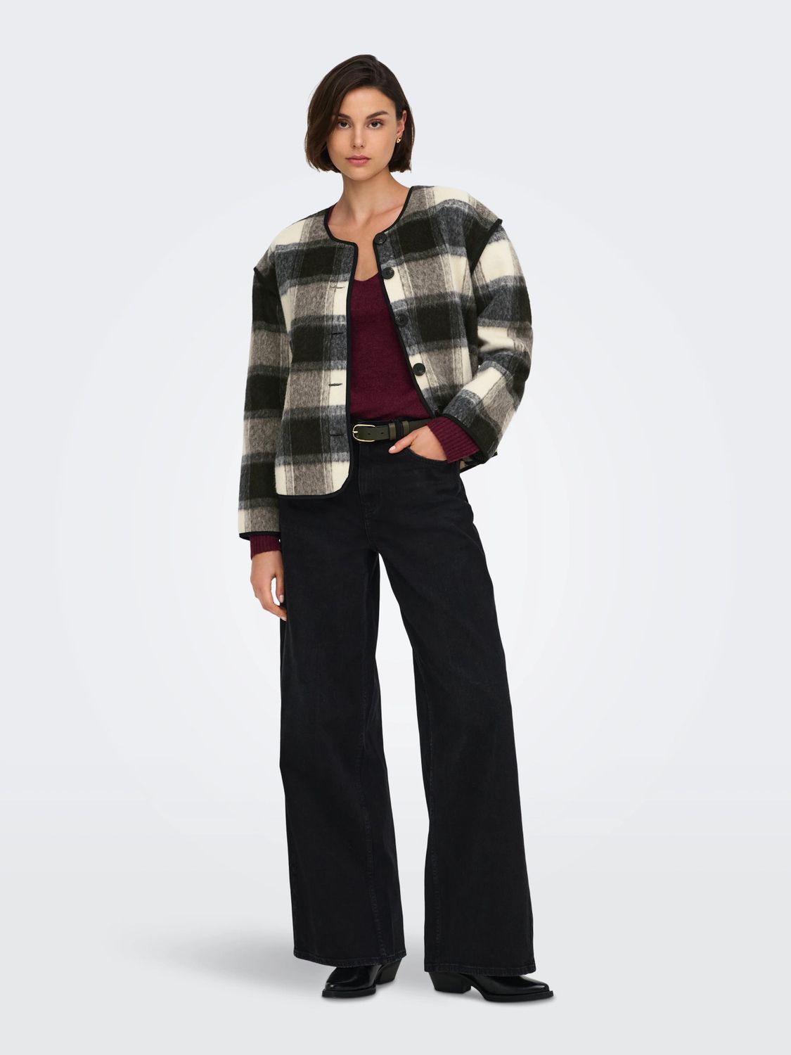 JDY Veste carreautée noire et blanche 15371851