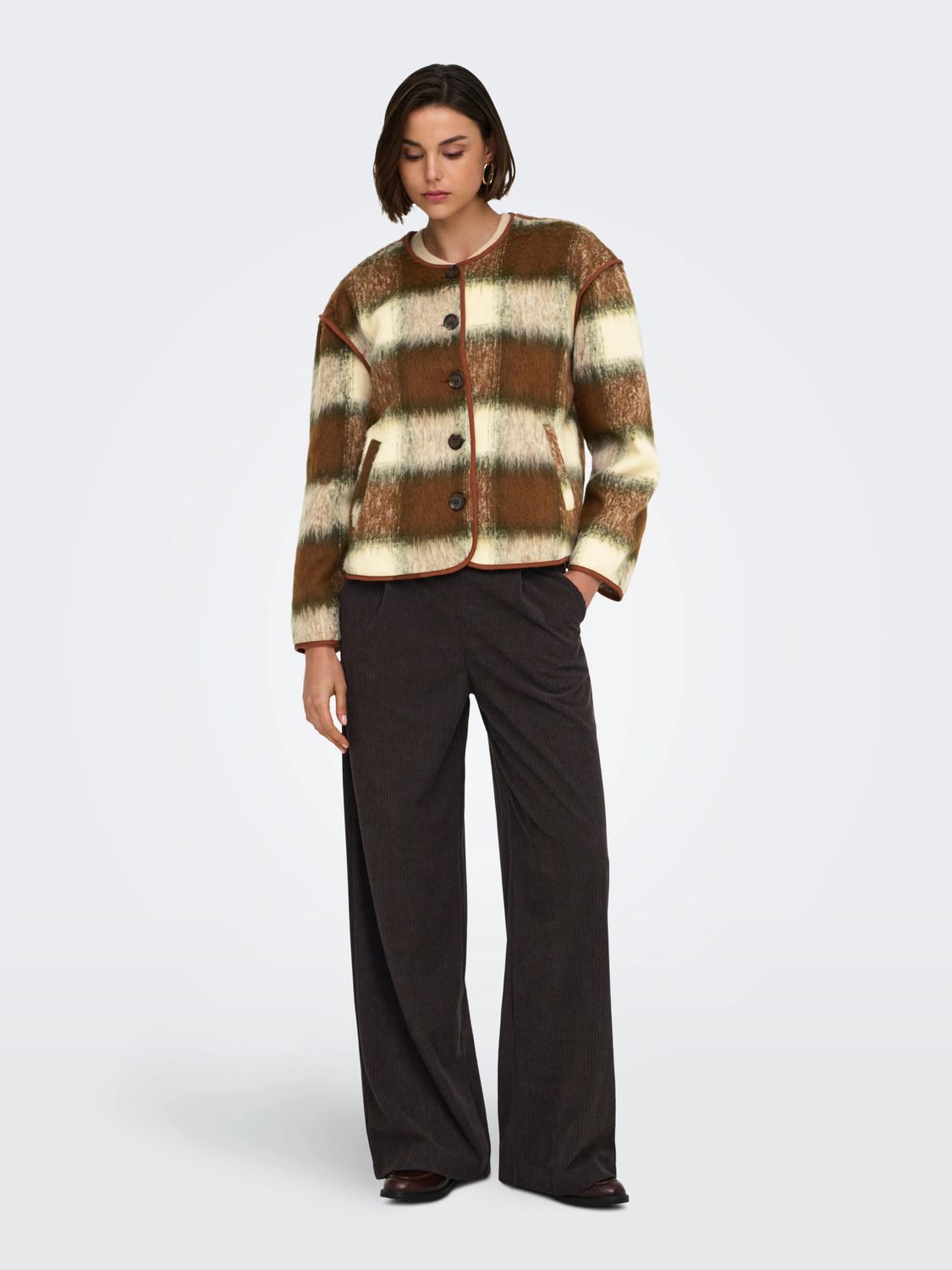 JDY Veste carreautée brune et offwhite 15371851