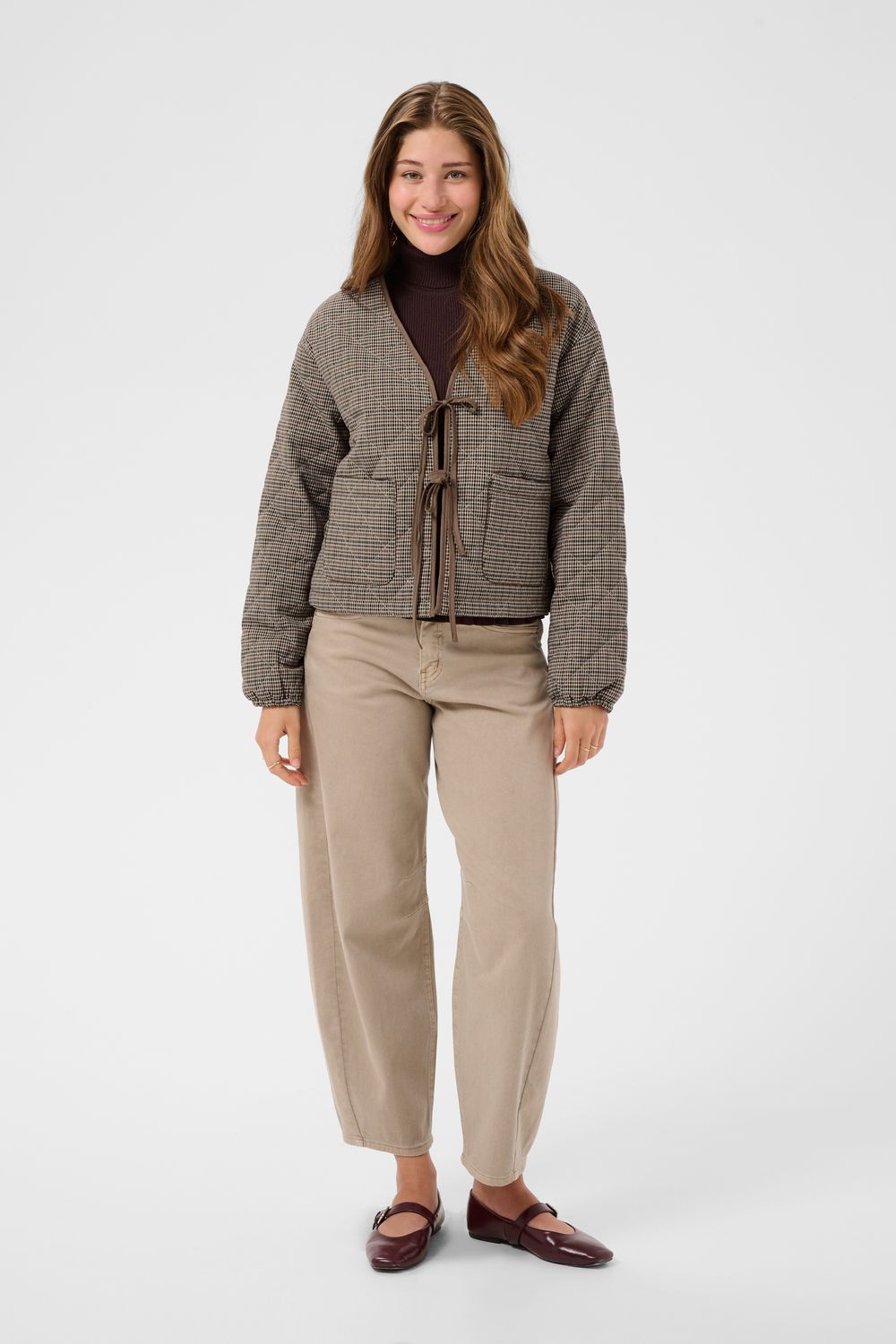 Cream Manteau matelassé à petits carreaux brun, taupe et noir avec deux cordons à nouer 10615744