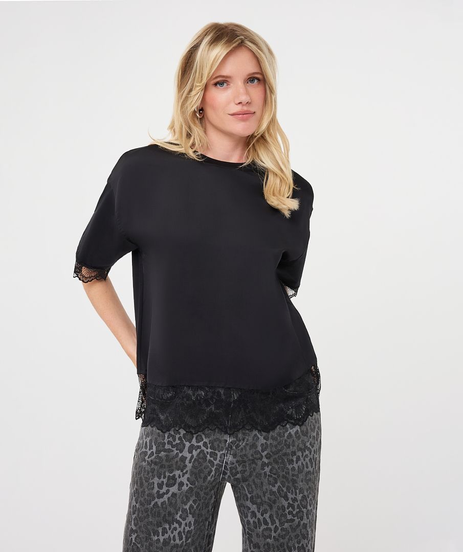 Esqualo T-Shirt satiné noir avec bordure dentelle 2605516