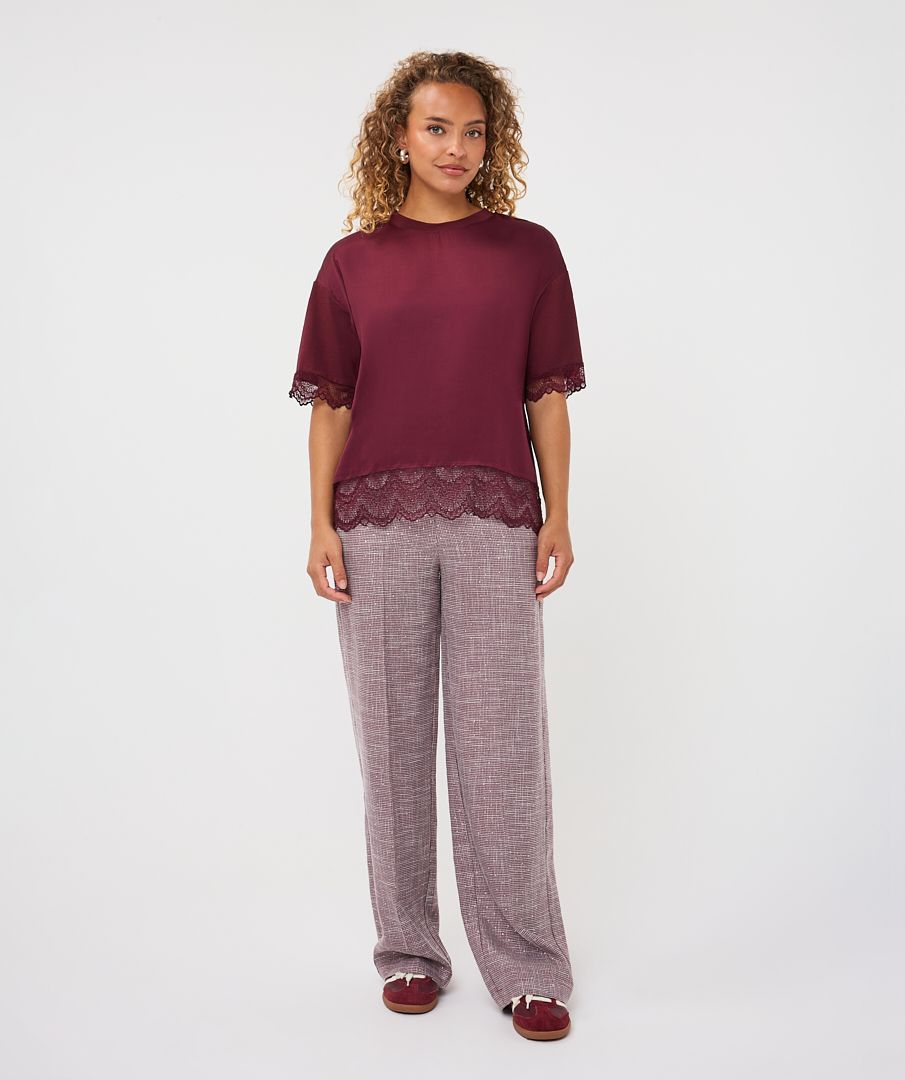 Esqualo T-Shirt satiné bordeau bordure en dentelle 2605516