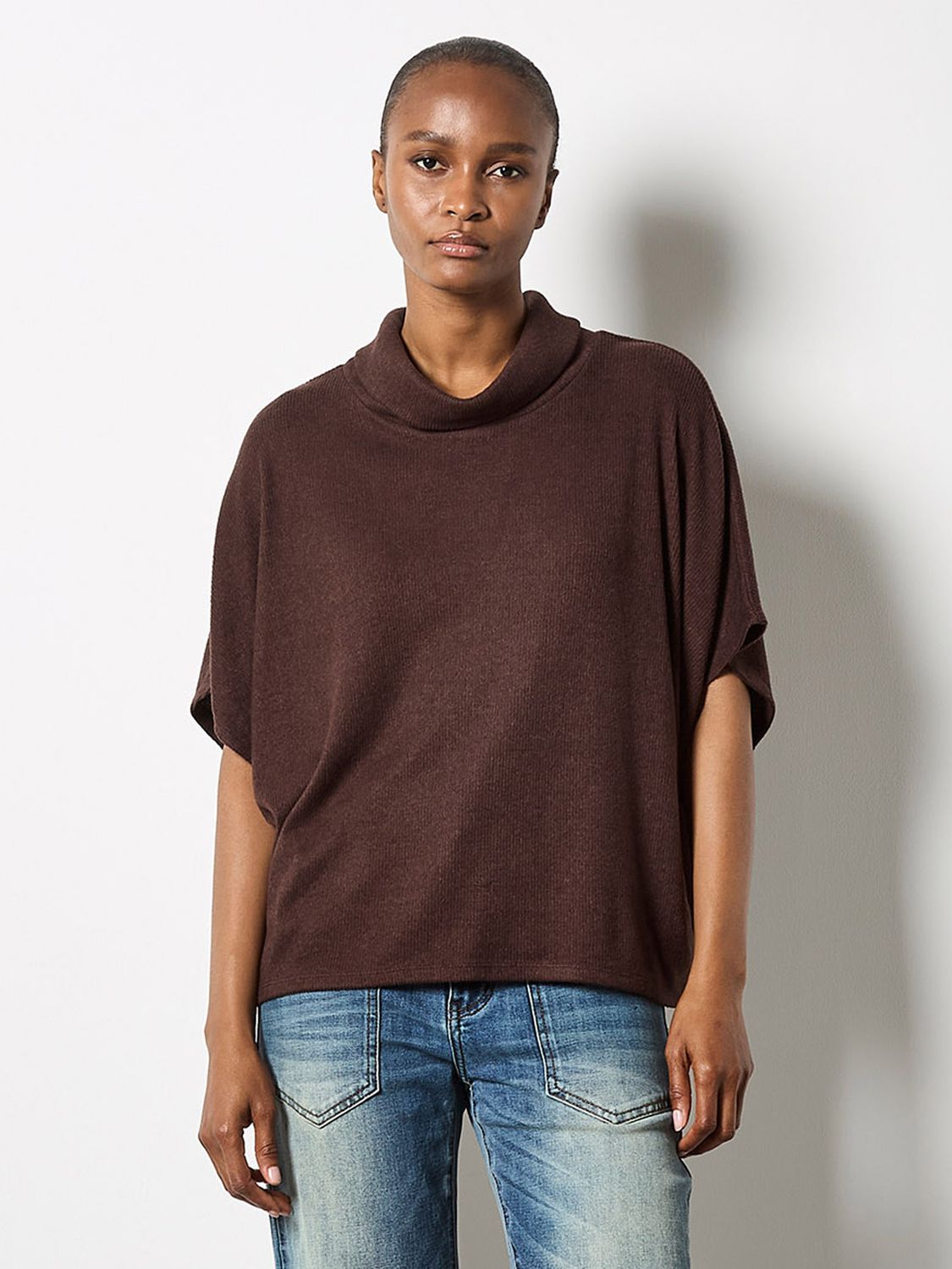 Apricot Pull style cape rib brun col roulé large X153442