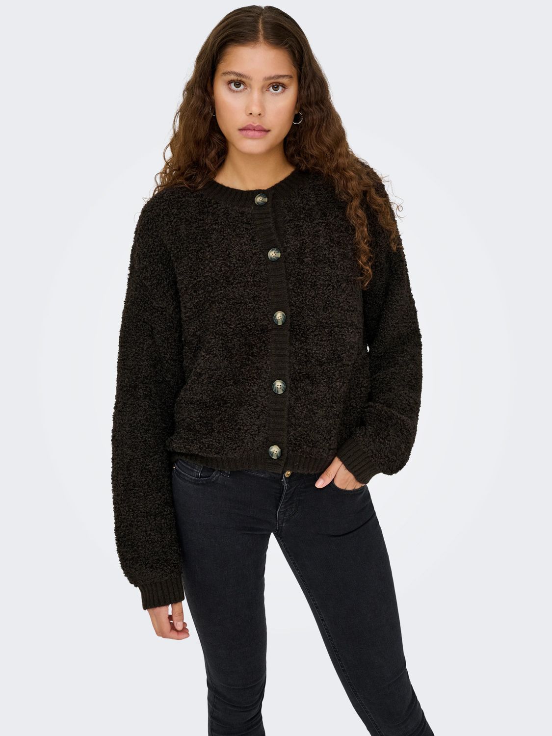 JDY Veste brune tricot poilue tout doux manches longues boutonnée avant 15337012