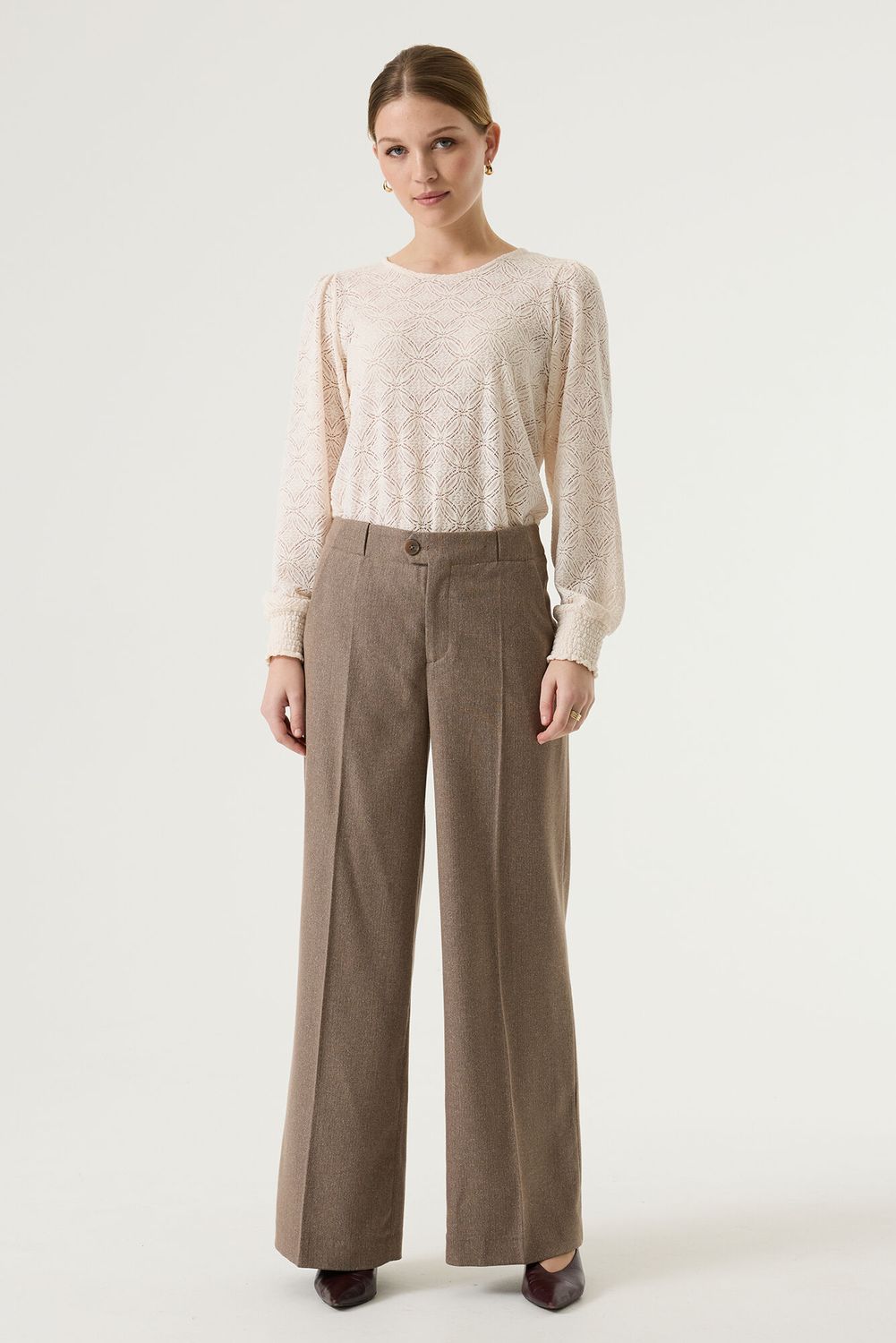 Garcia Pantalon taupe à jambes larges avec poches obliques V260314