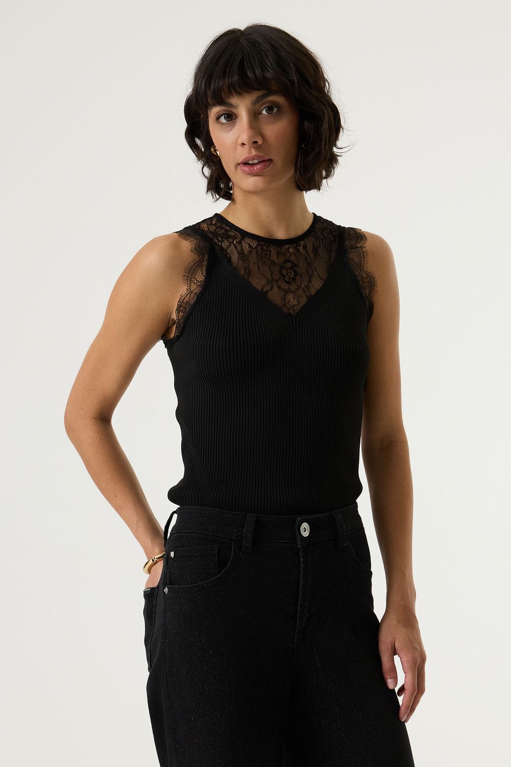 Garcia Haut sans manches noir détail dentelle W260020